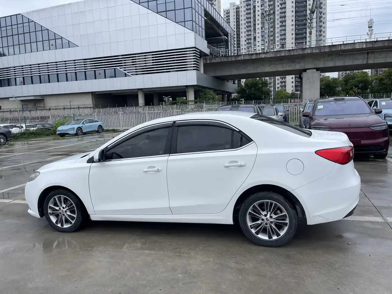 Roewe 360