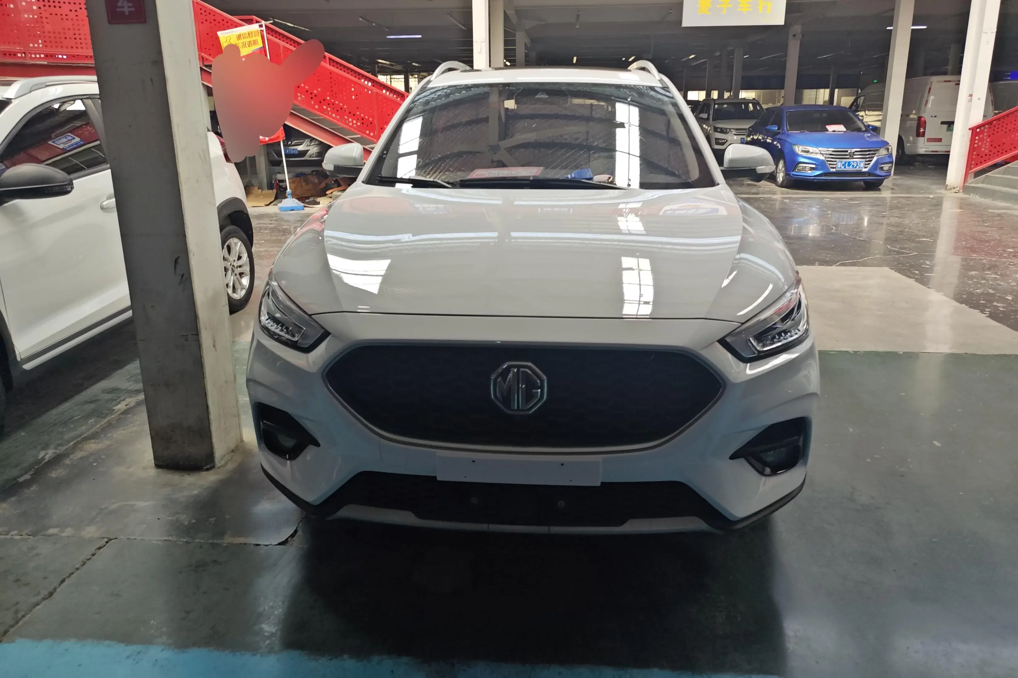 MG ZS