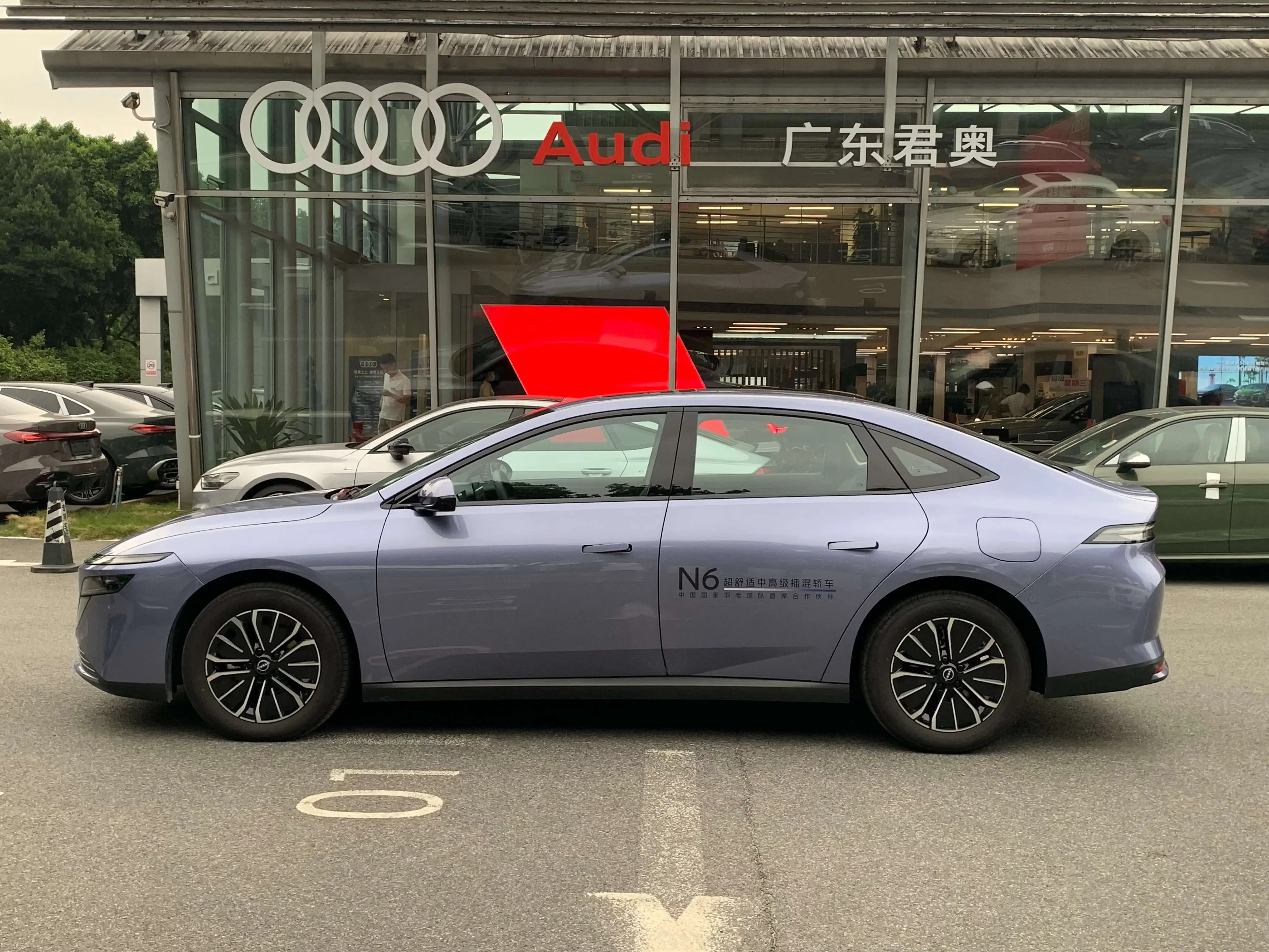 Nissan N6