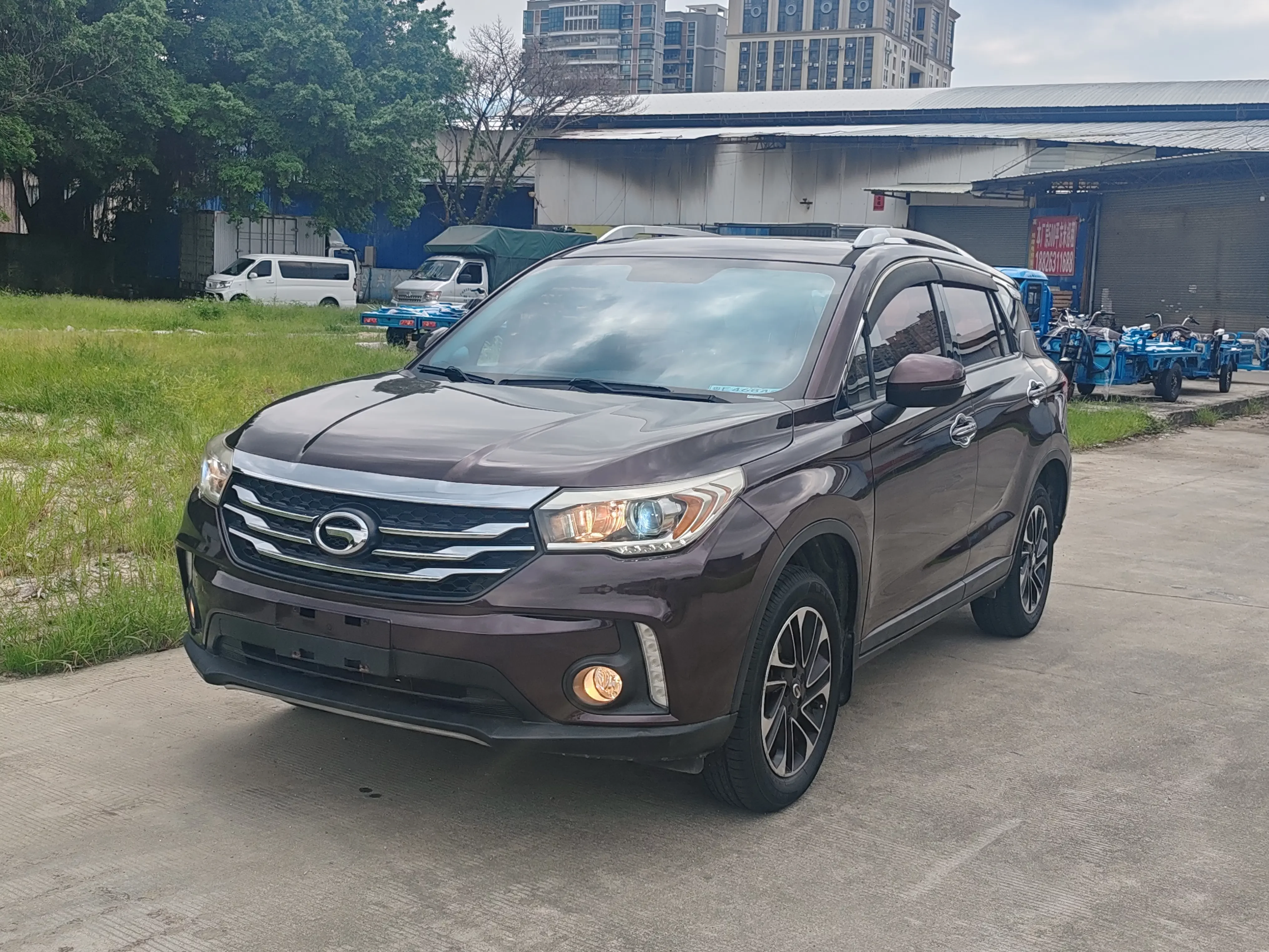 GAC Trumpchi GS4  из Китая