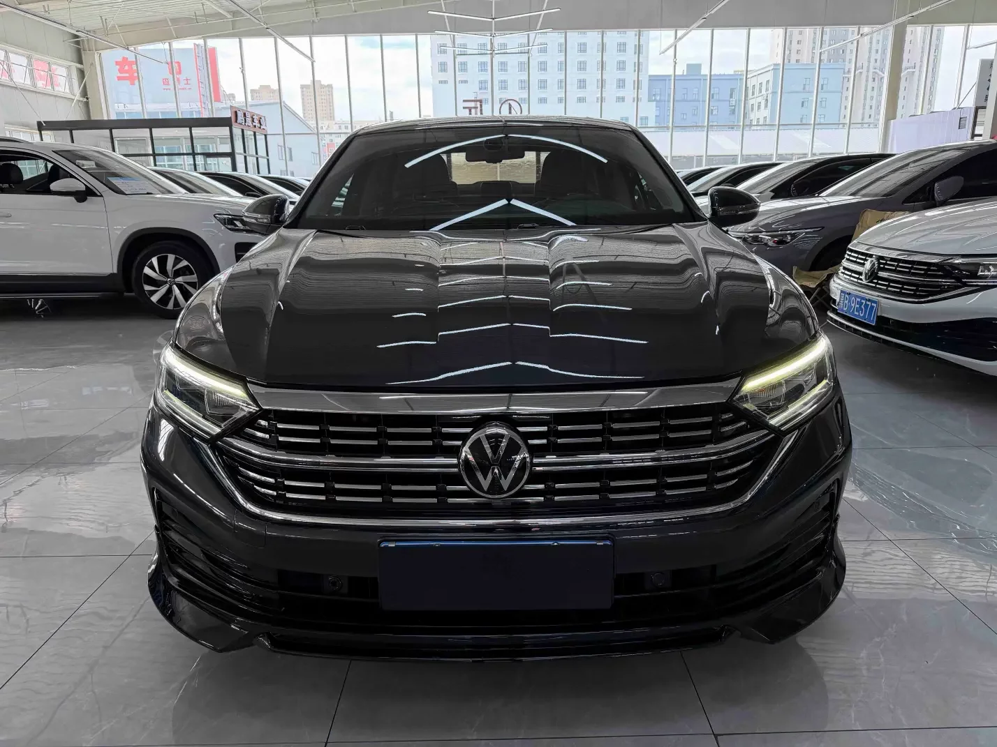 Volkswagen Sagitar