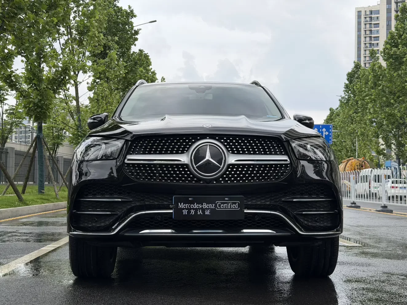 Mercedes-Benz GLE (Imported)