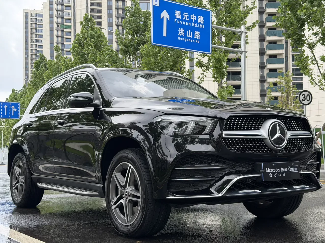 Mercedes-Benz GLE (Imported)