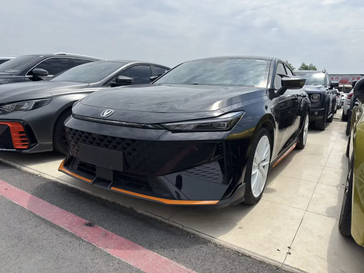 Changan UNI-V