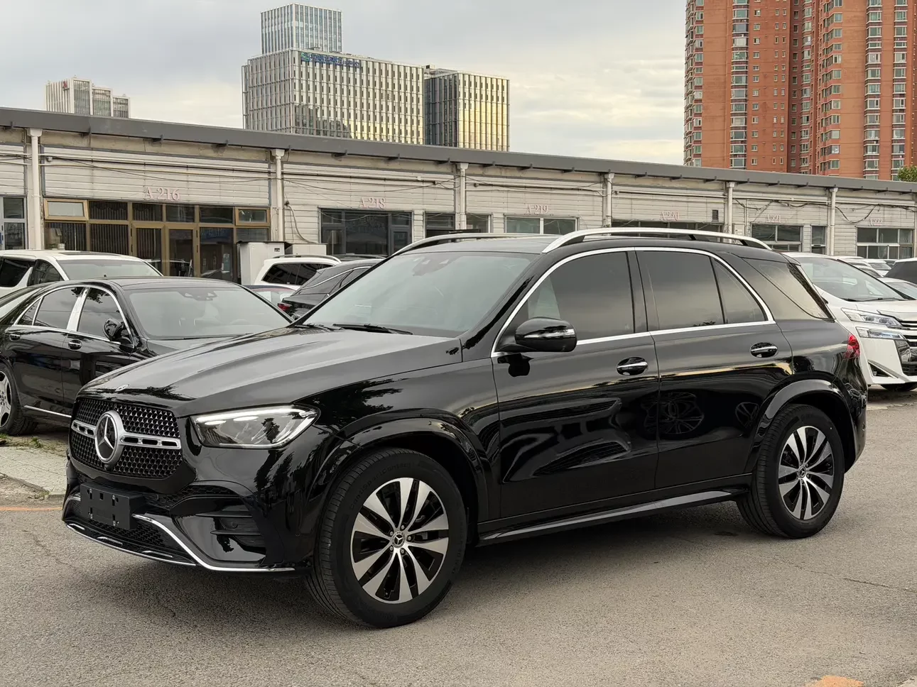 Mercedes-Benz GLE (Imported)