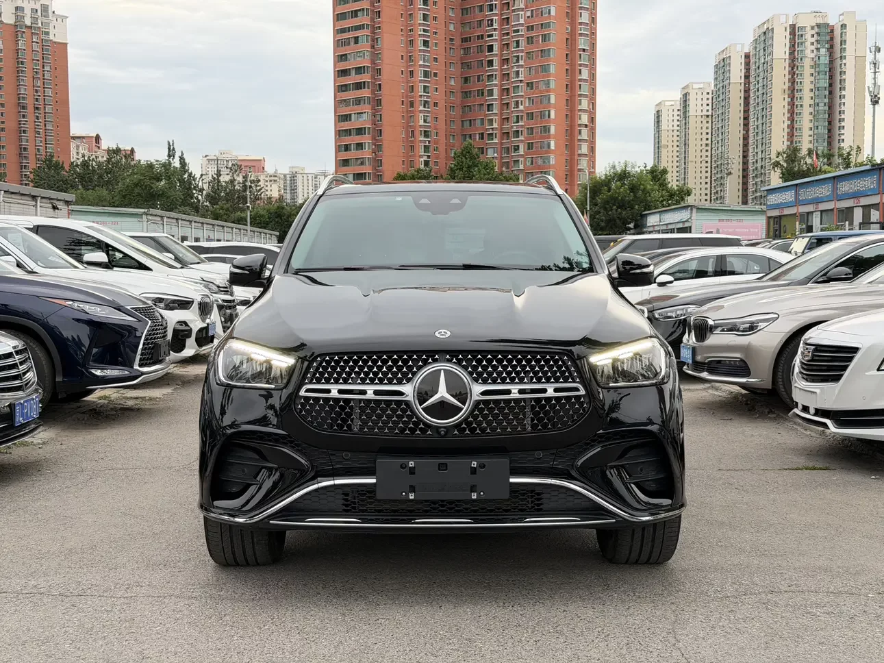 Mercedes-Benz GLE (Imported)