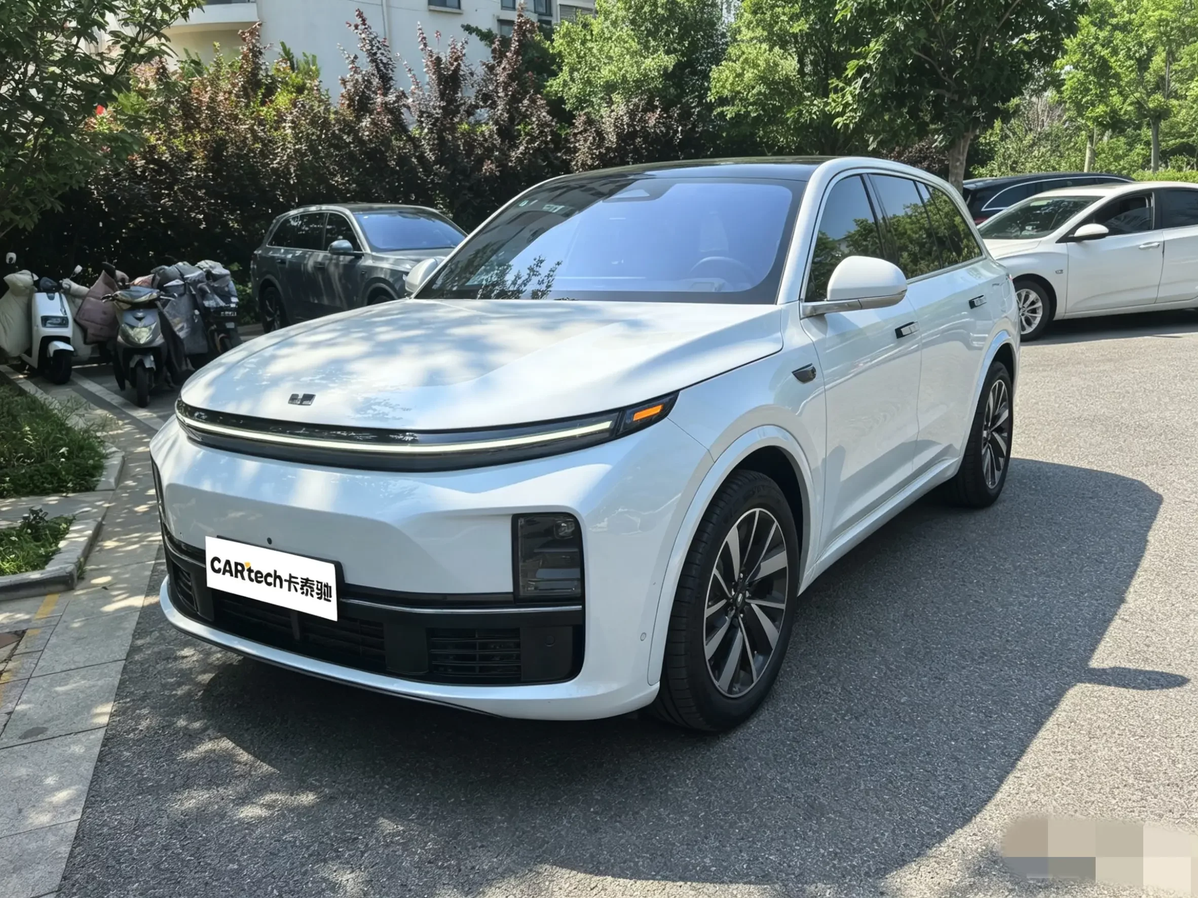 Li L7 (Ideal L7)  из Китая