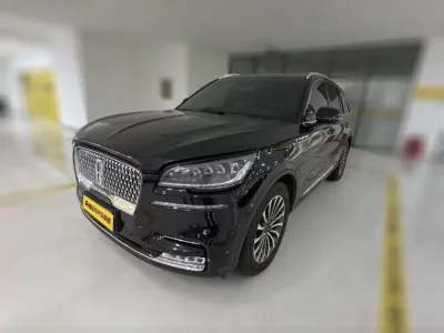Lincoln Aviator