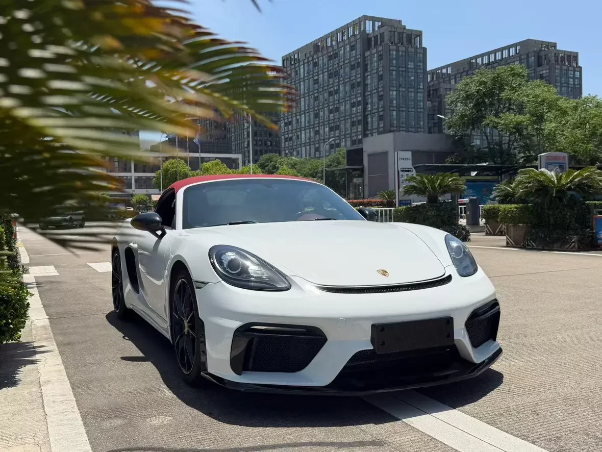 Porsche 718