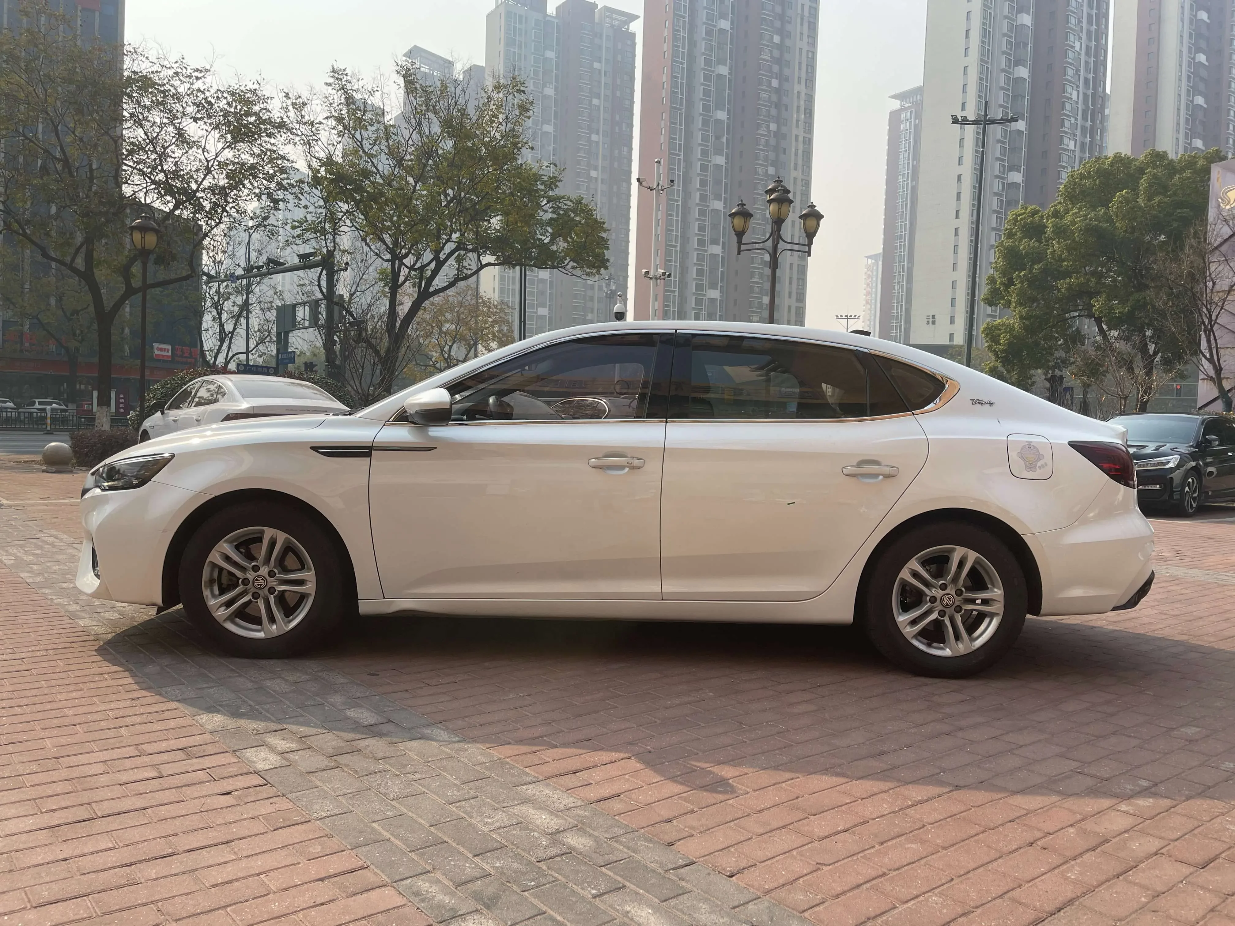 MG 6