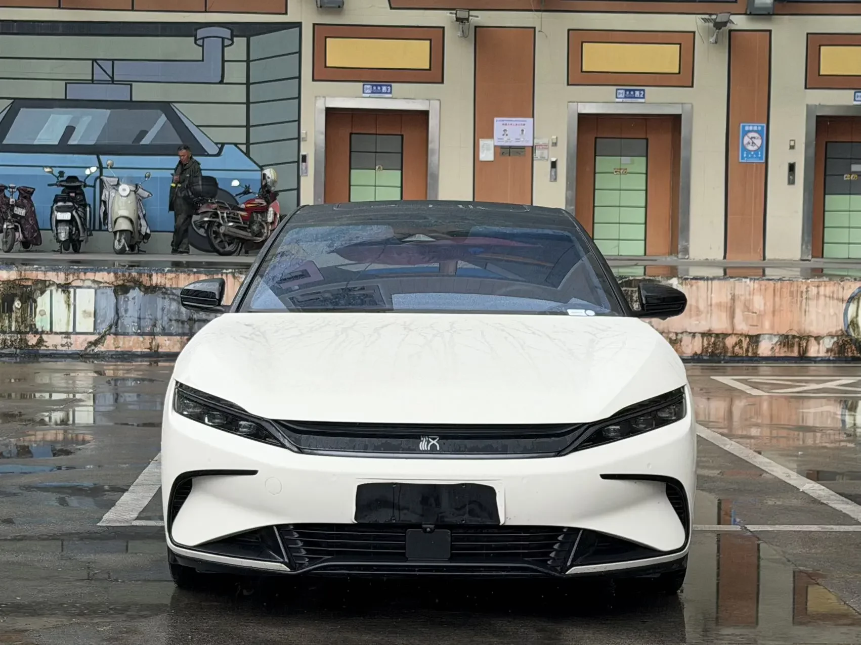 BYD Han EV
