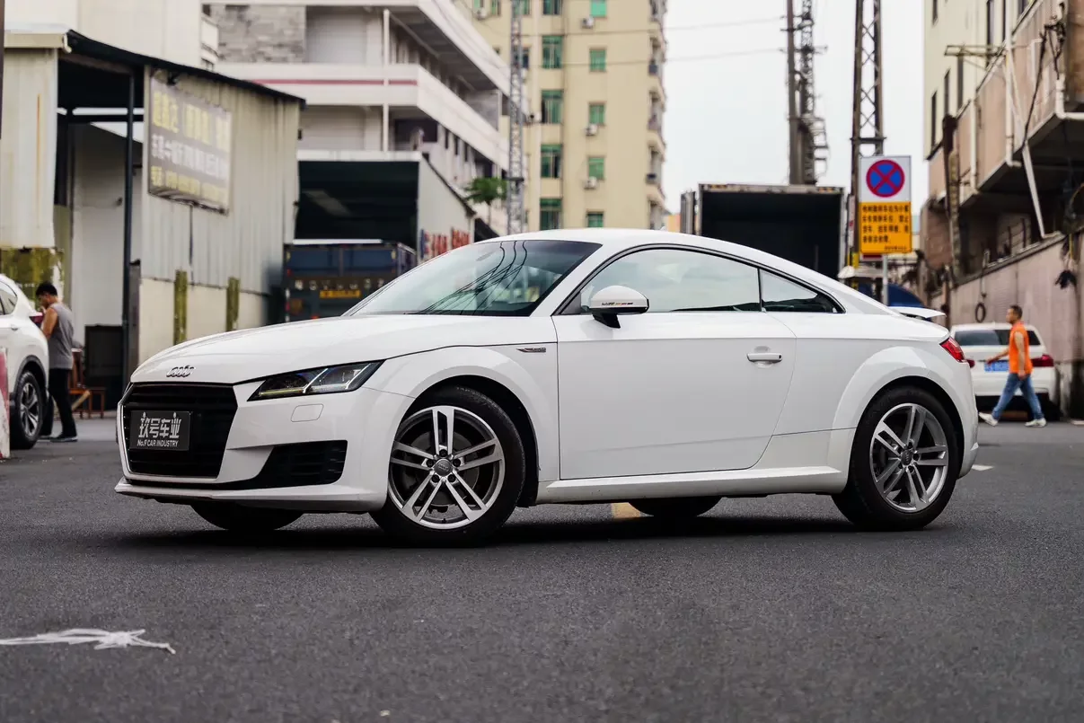 Audi TT