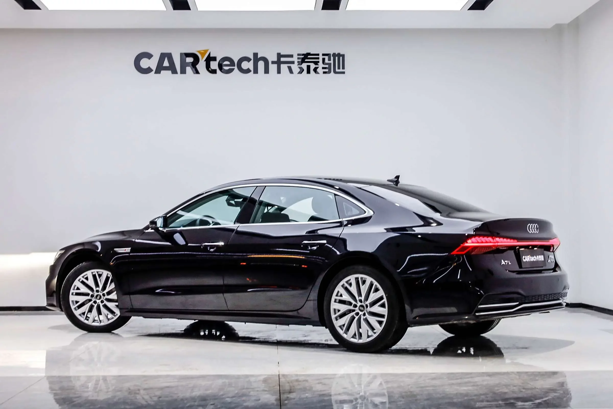Audi A7L