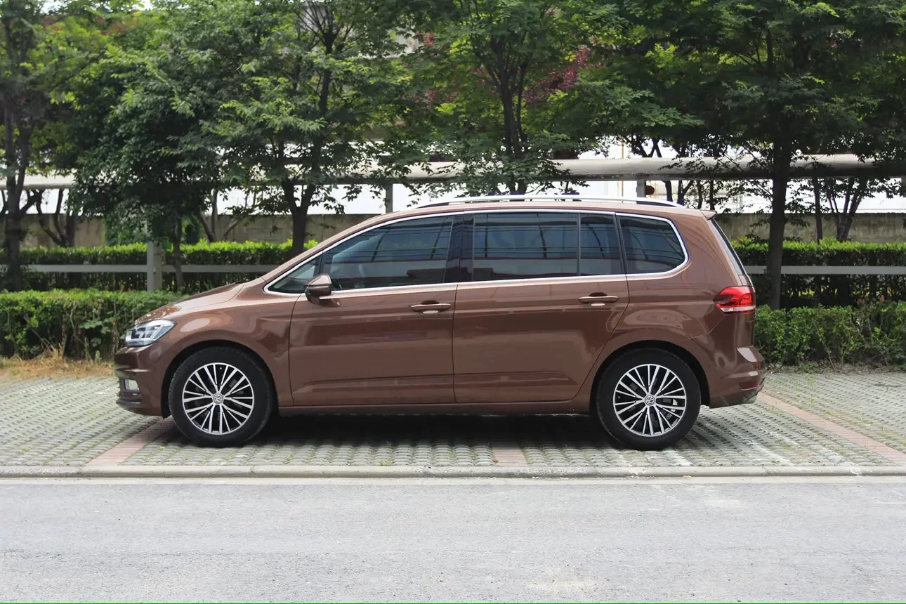 Volkswagen Touran L