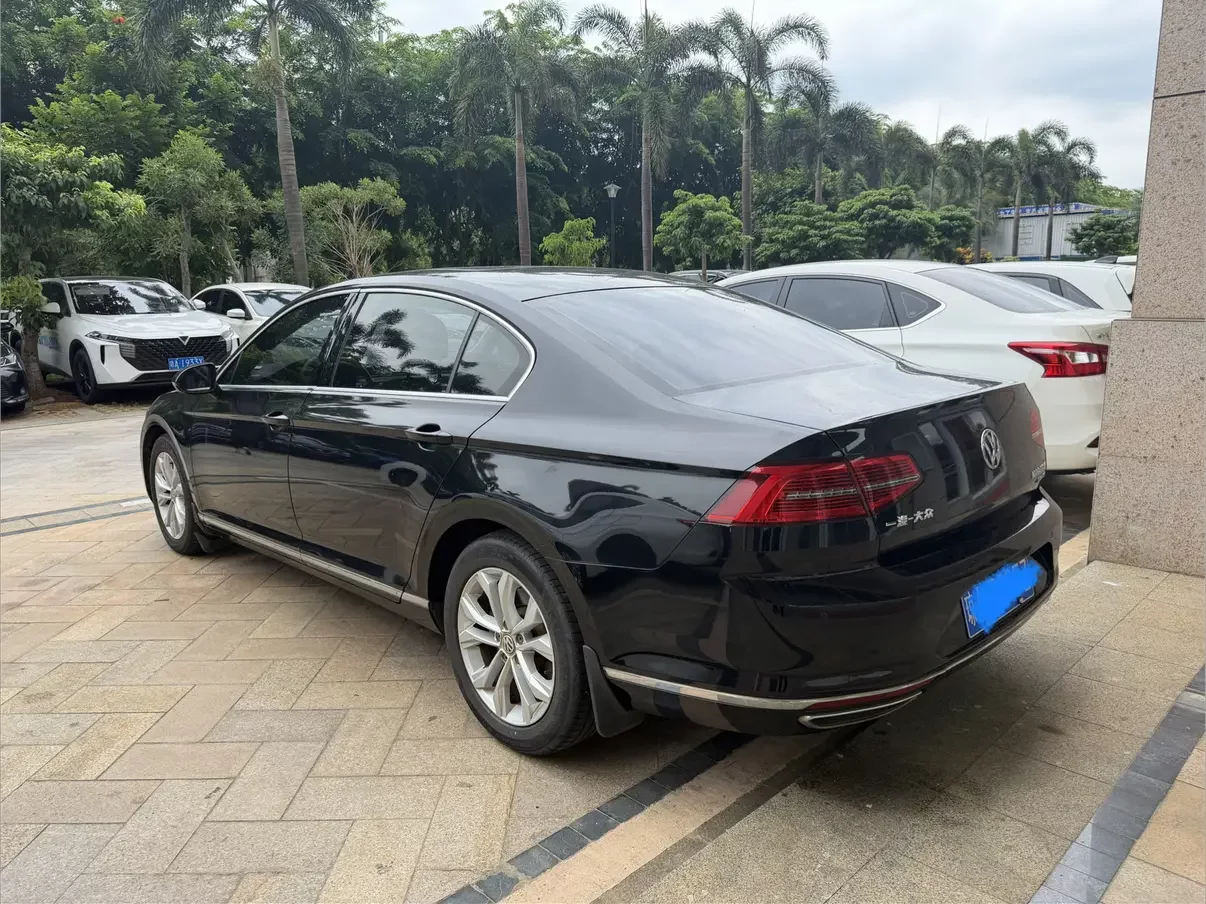 Volkswagen Magotan