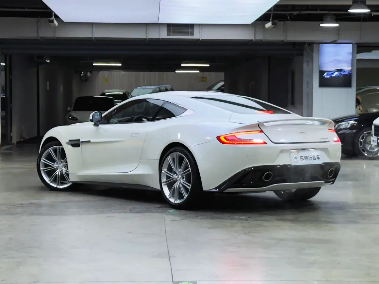 Aston Martin Vanquish