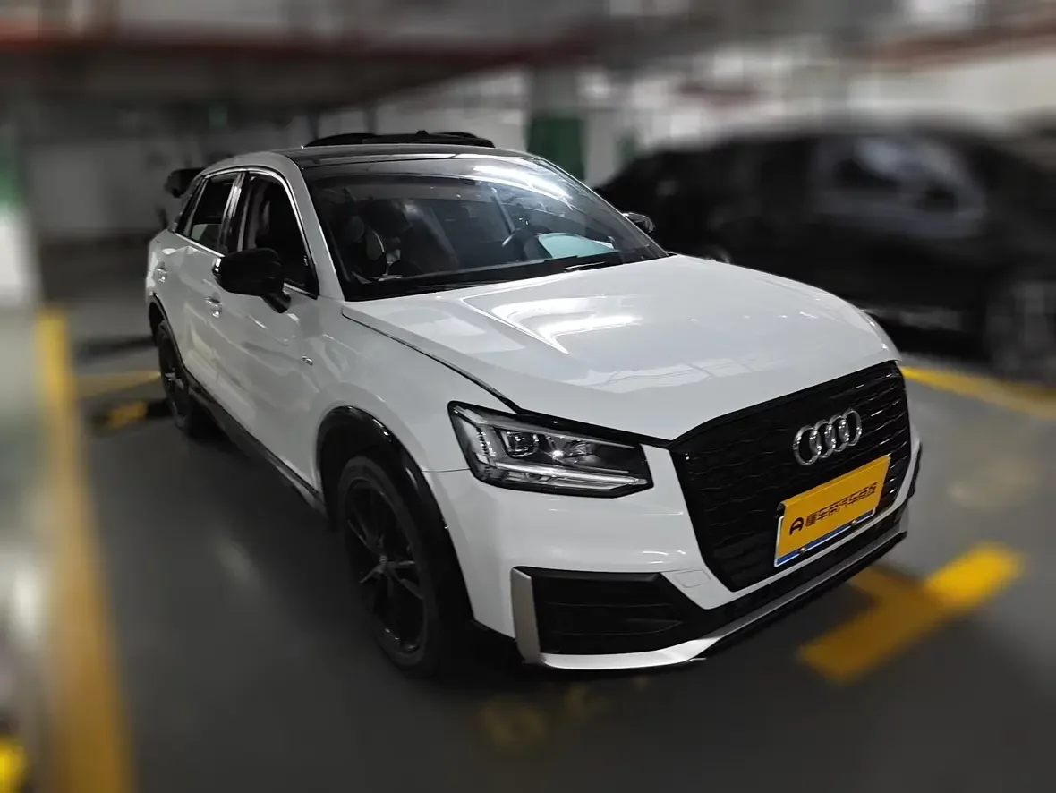 Audi Q2L