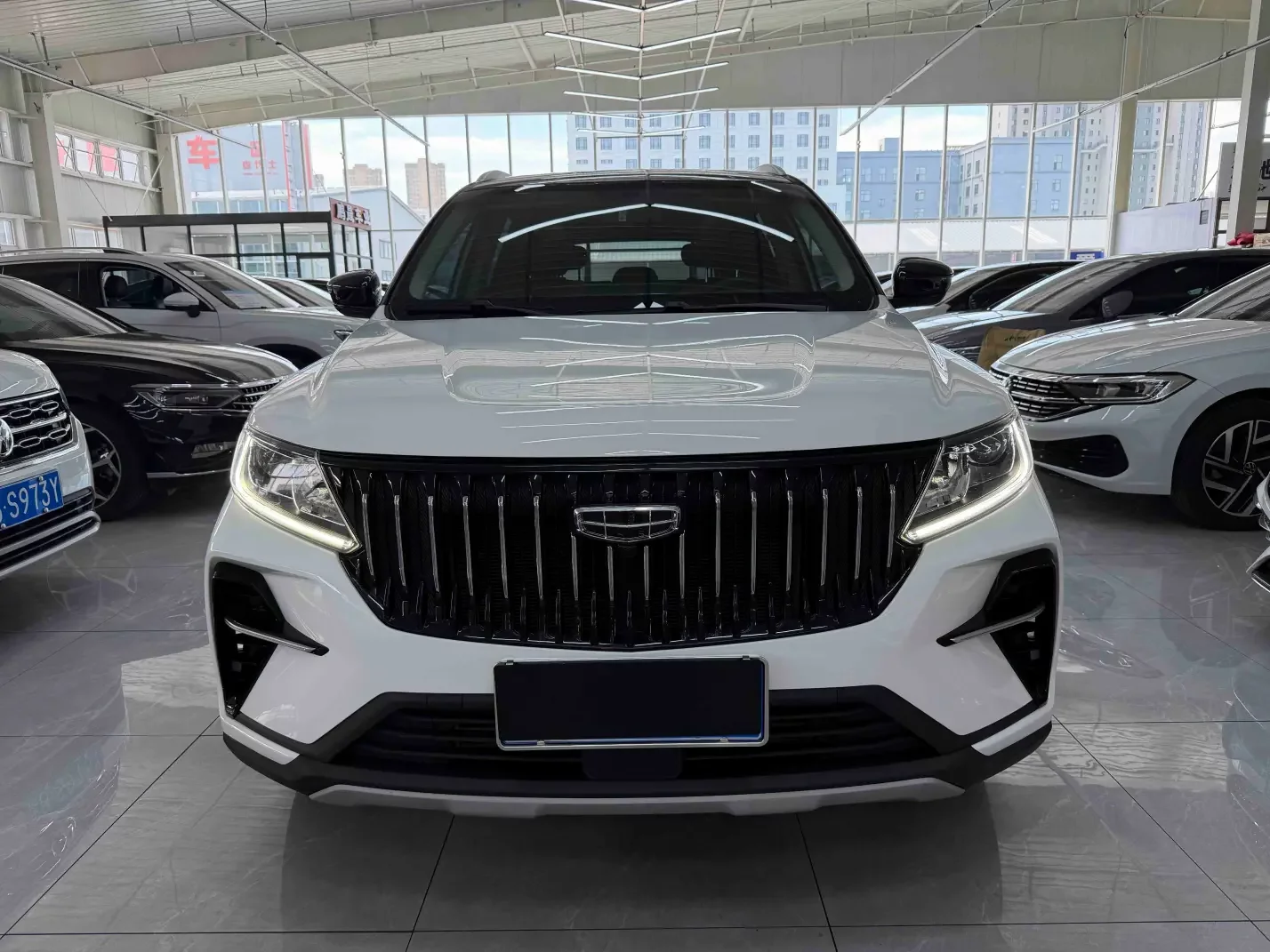 Geely Vision X6