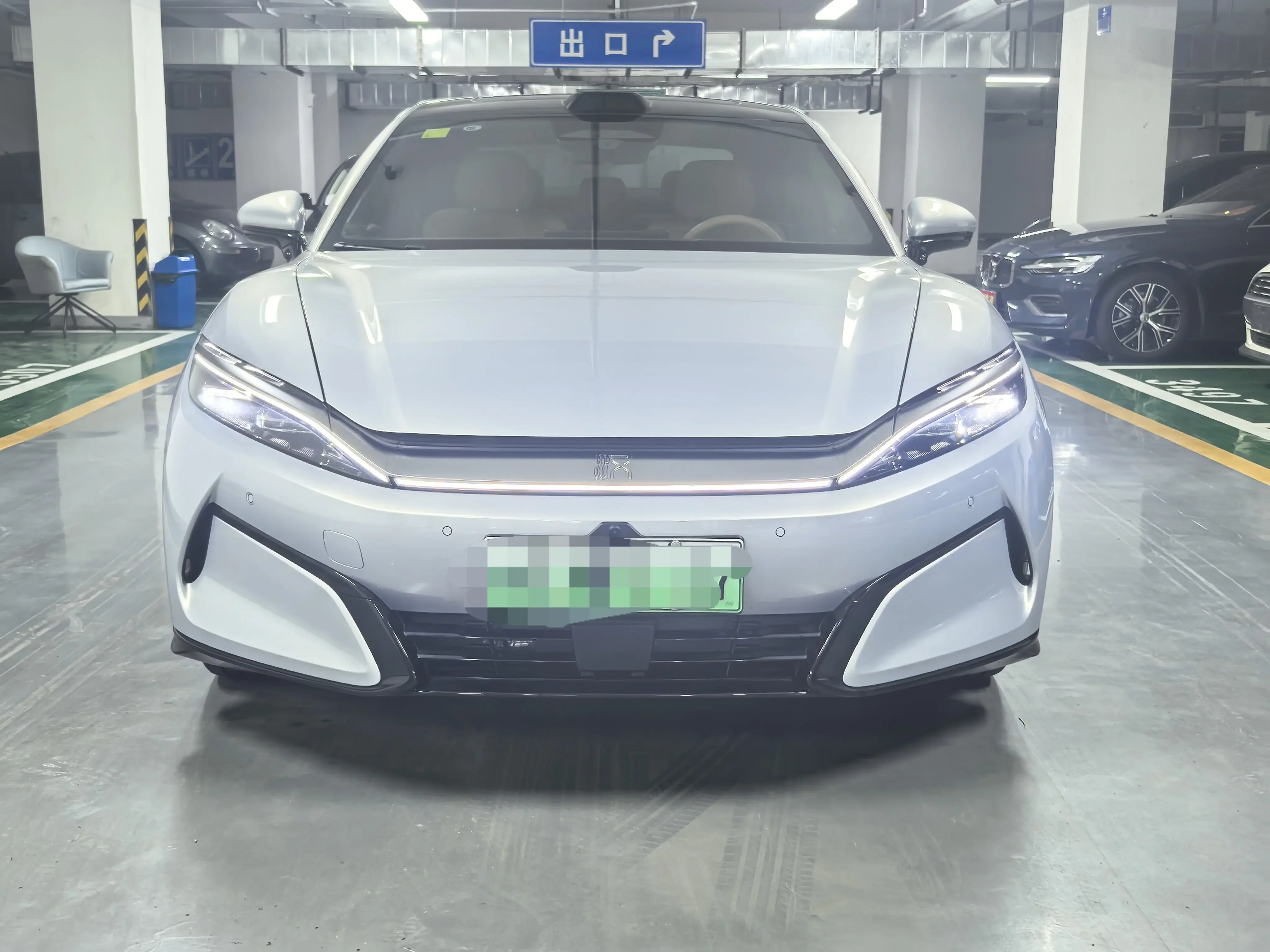 BYD Han L EV