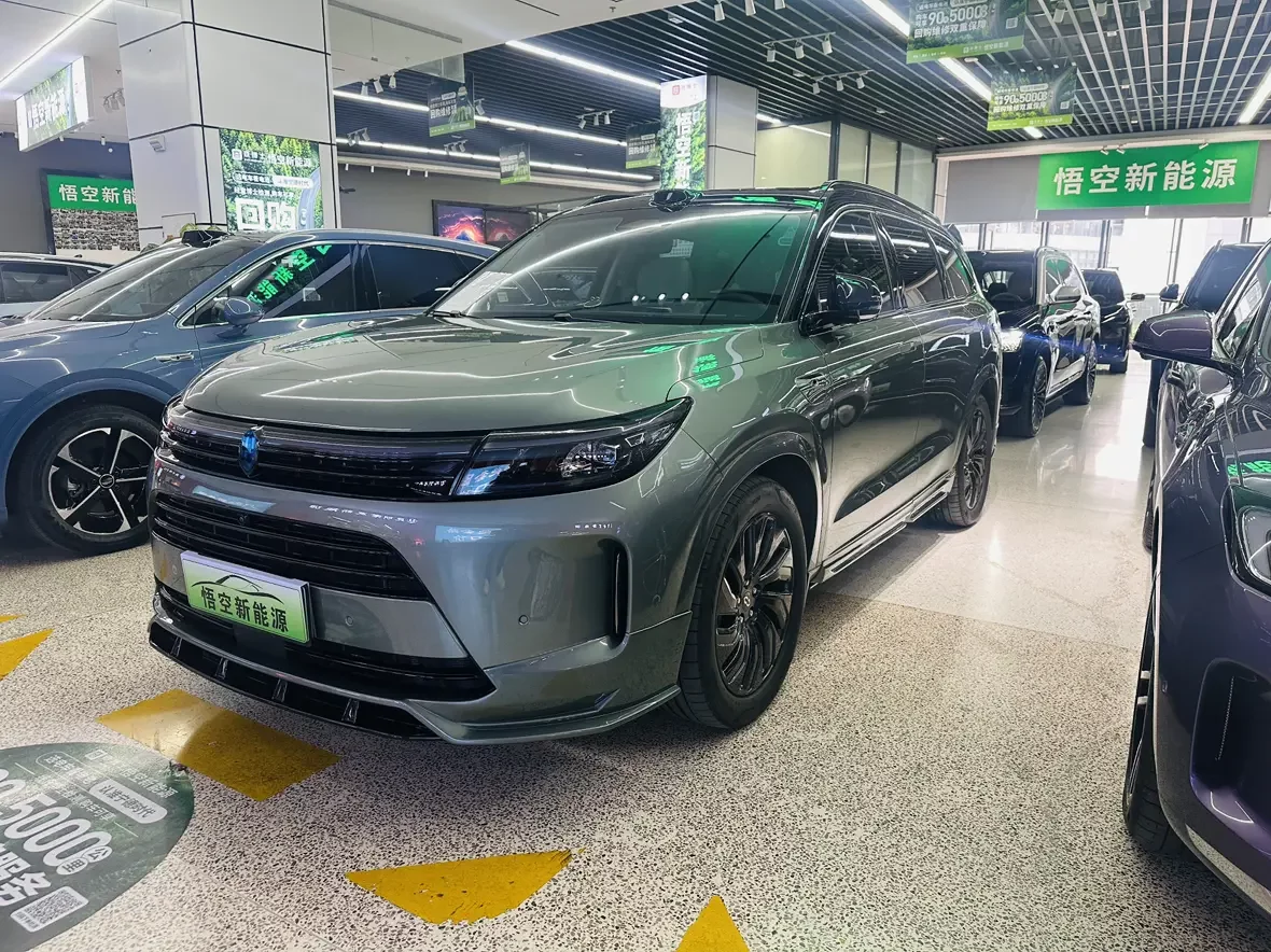 AITO M7