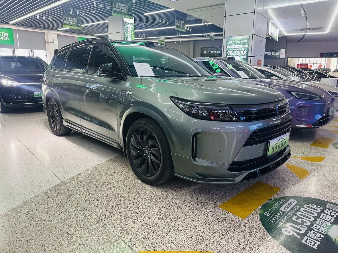 AITO M7