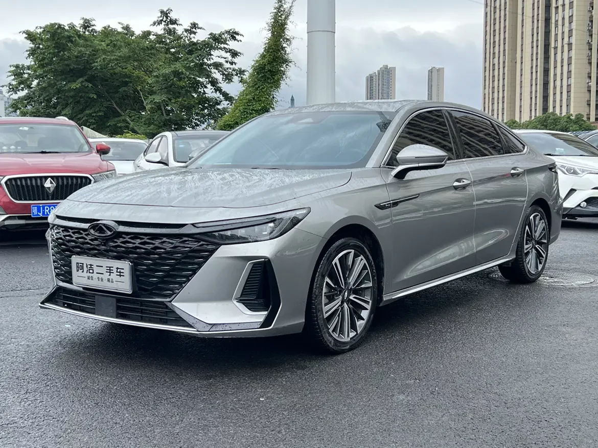 Chery Arrizo 8