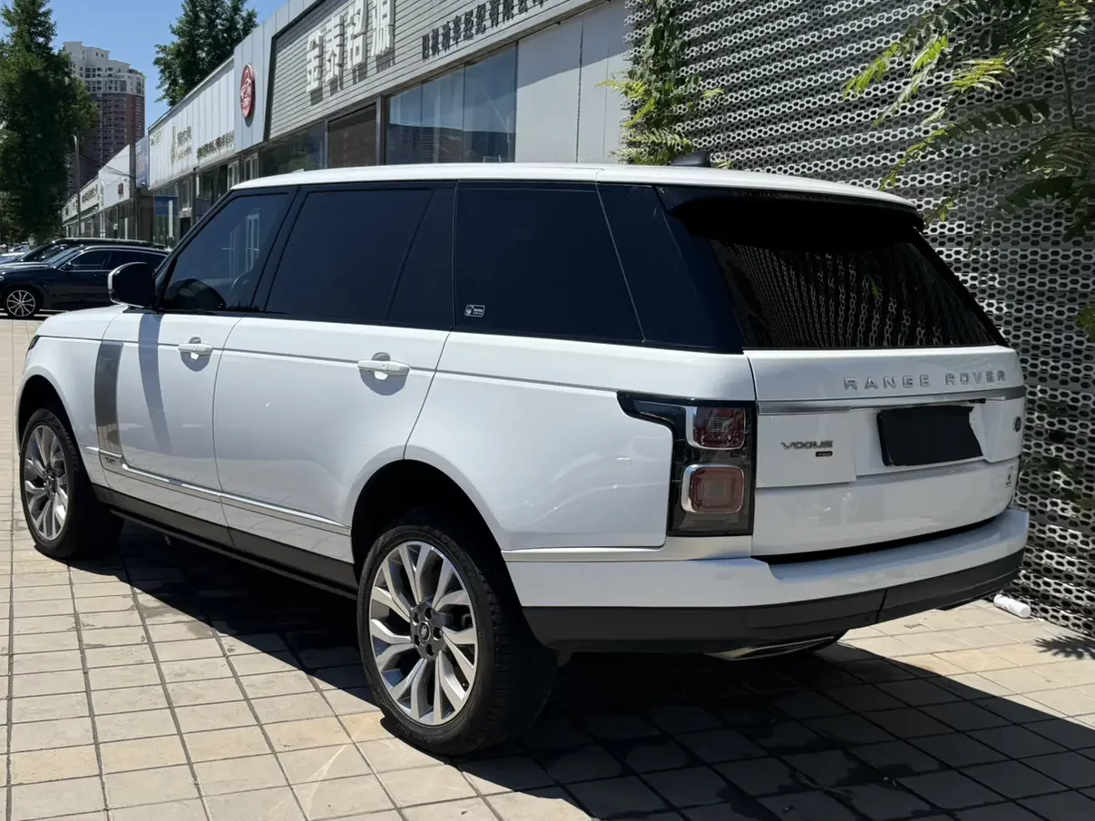 Land Rover range rover
