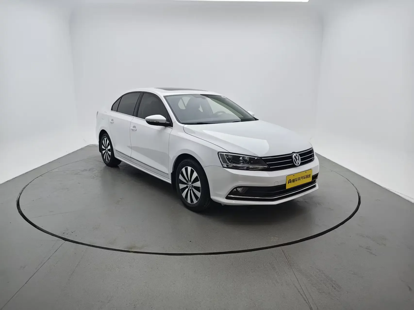 Volkswagen Sagitar