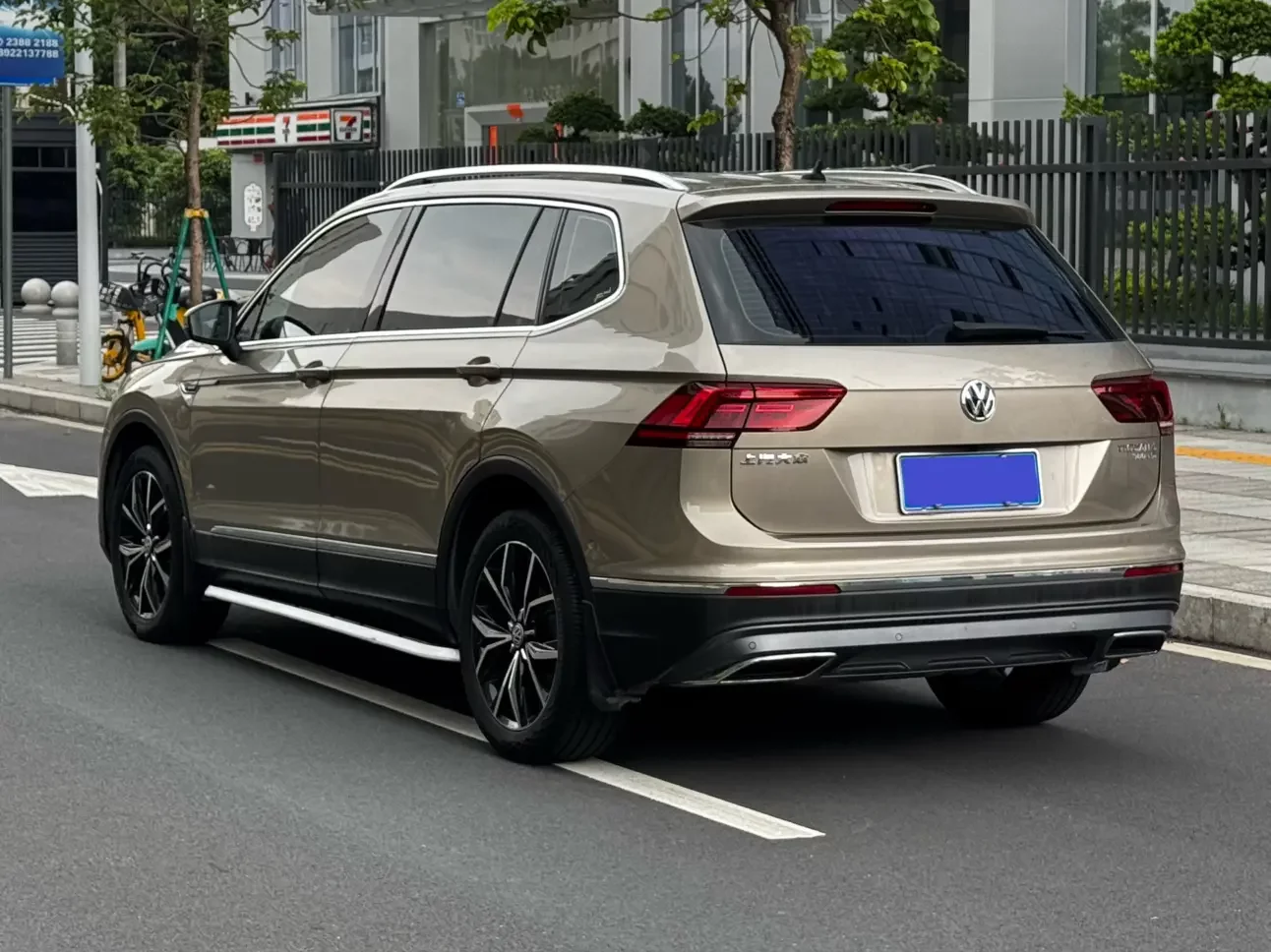 Volkswagen Tiguan L