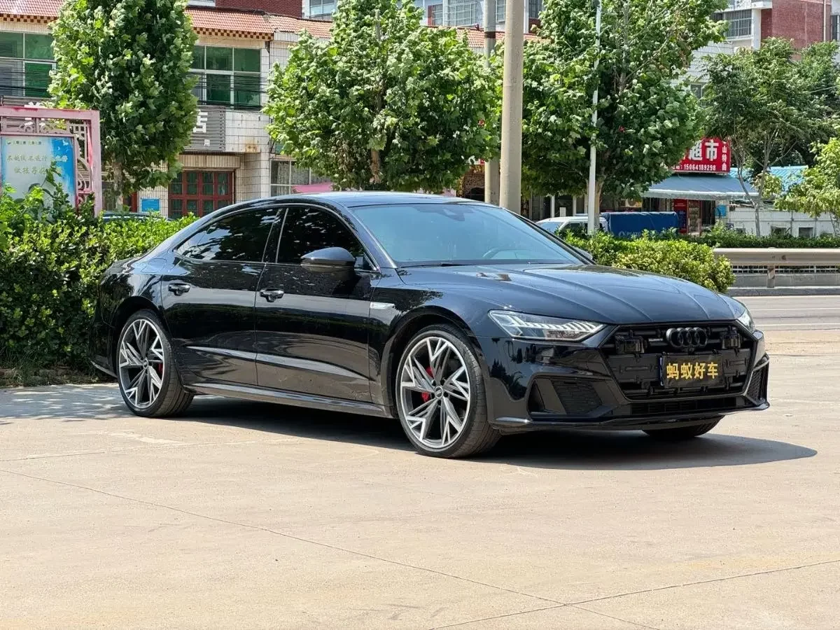 Audi A7L