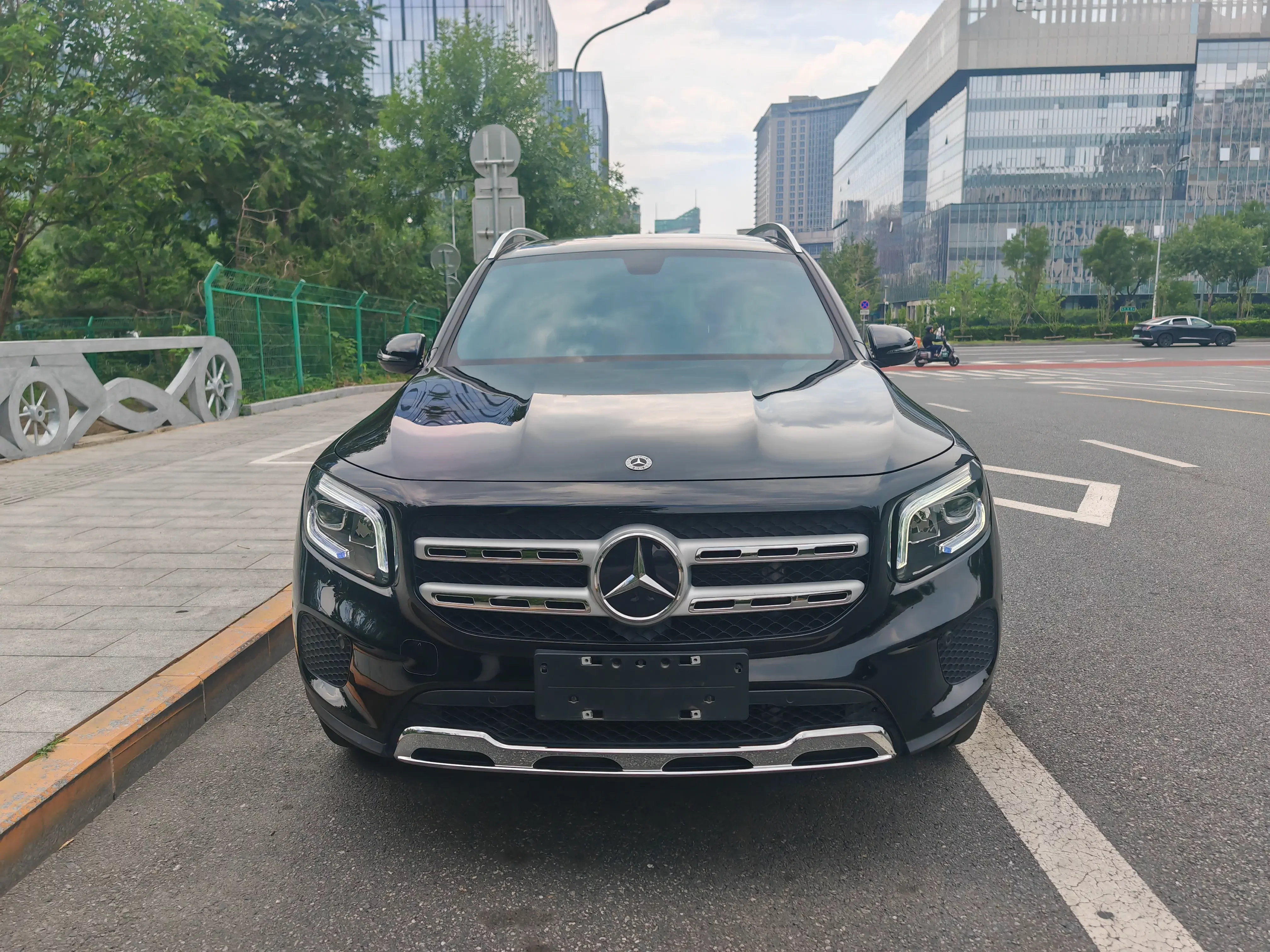 Mercedes-Benz GLB
