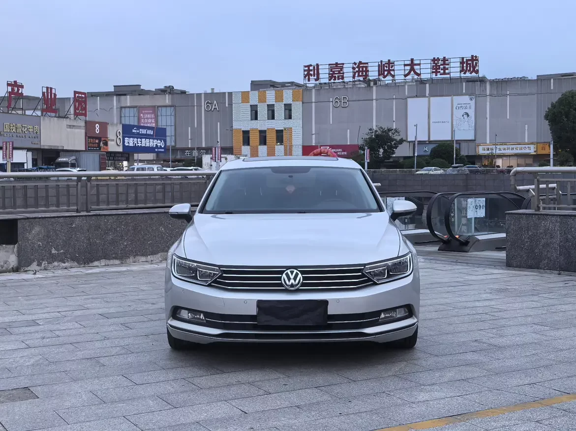 Volkswagen Magotan