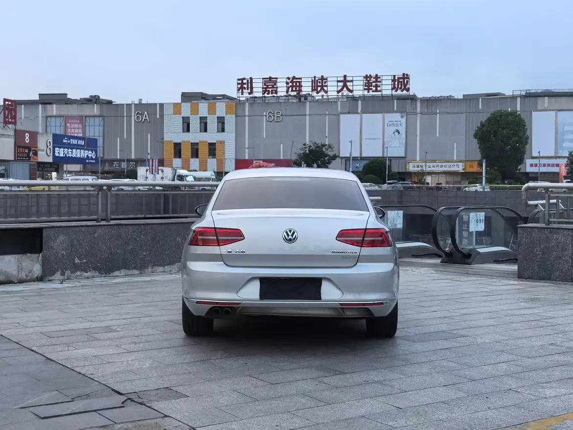 Volkswagen Magotan