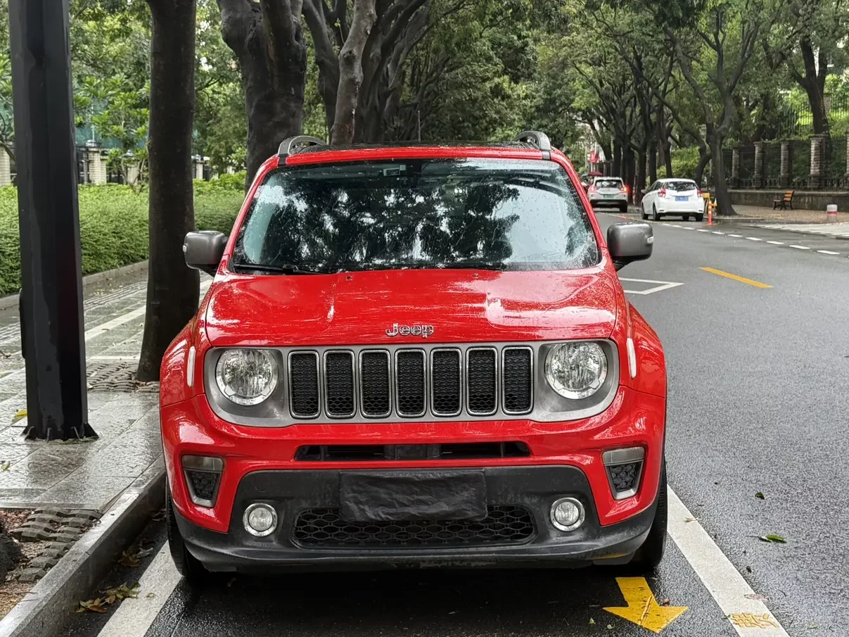Jeep Freeman