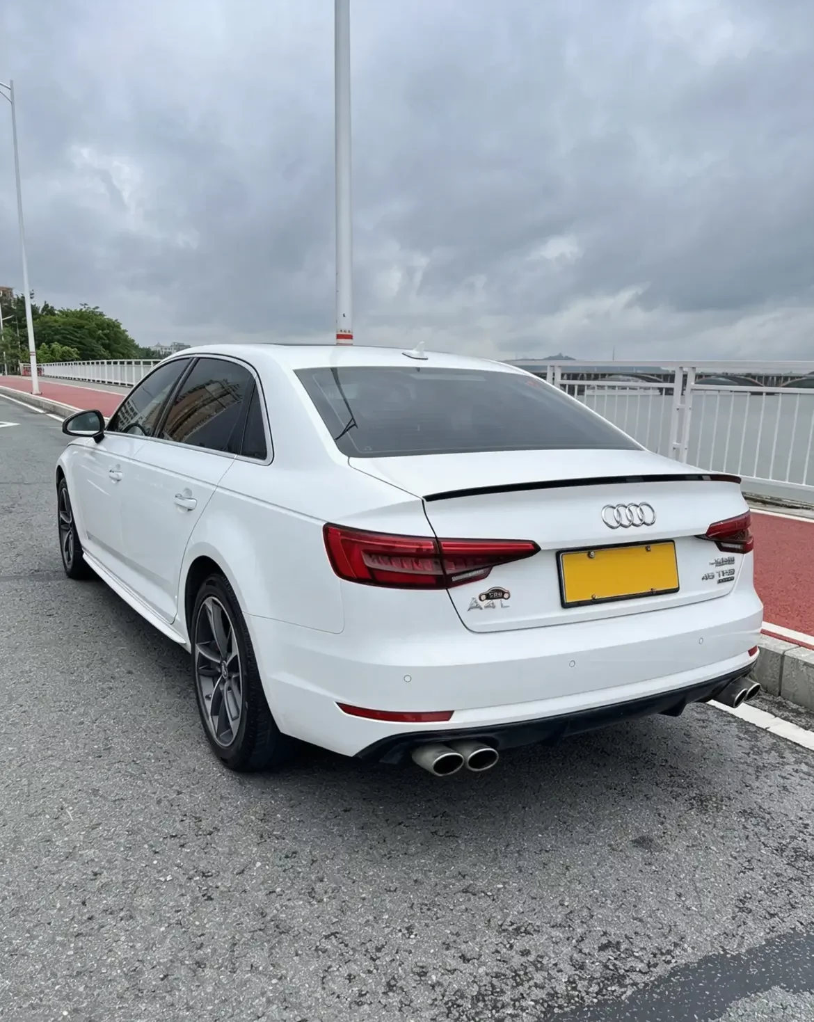 Audi A4L