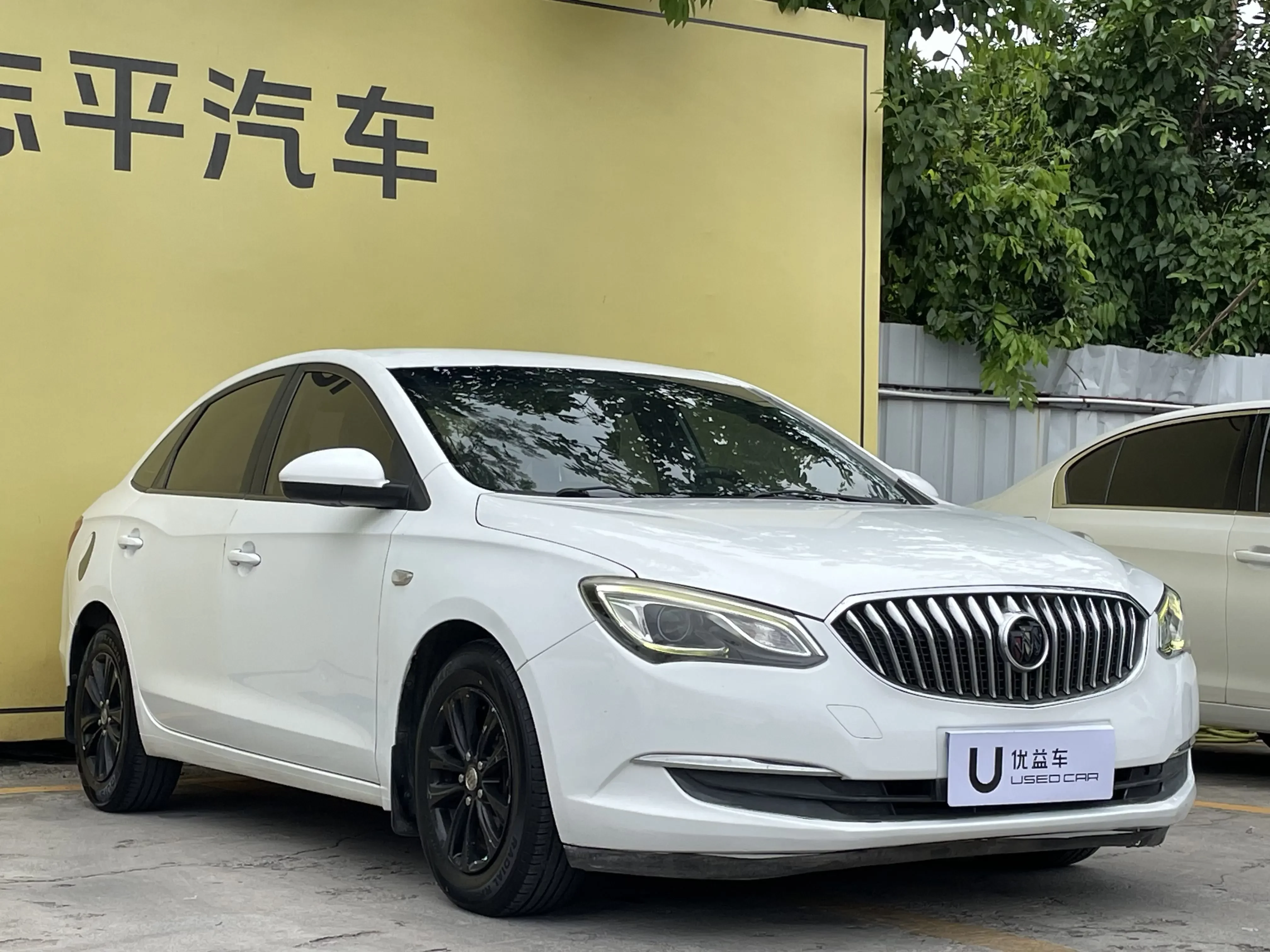 Buick Yinglang