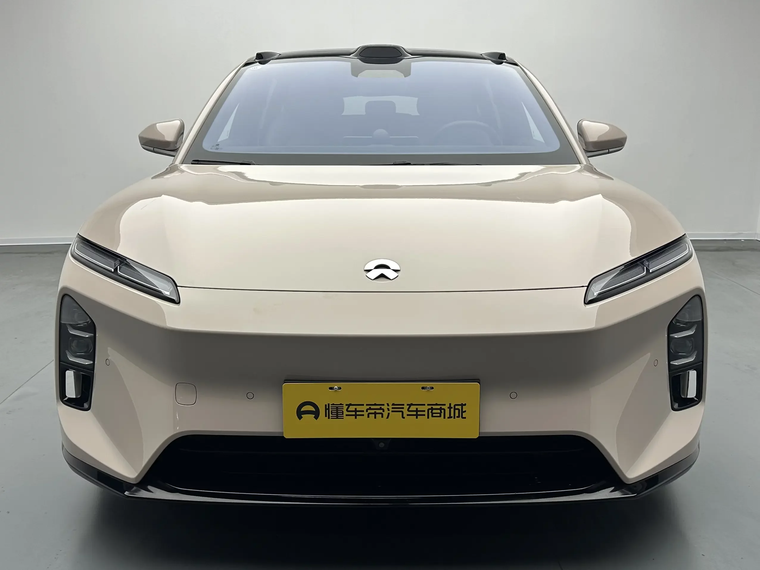 NIO ET5T  из Китая