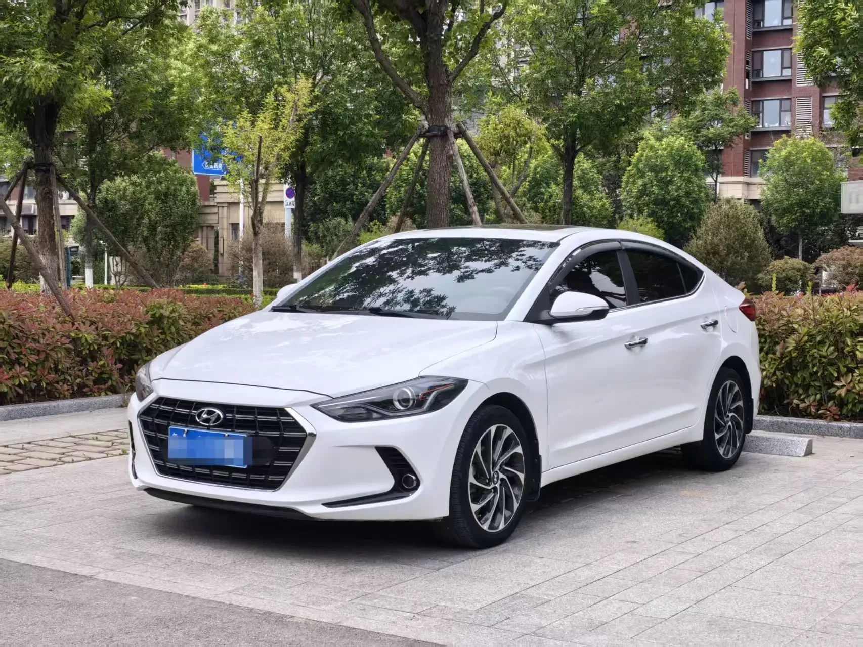 Hyundai lead  из Китая