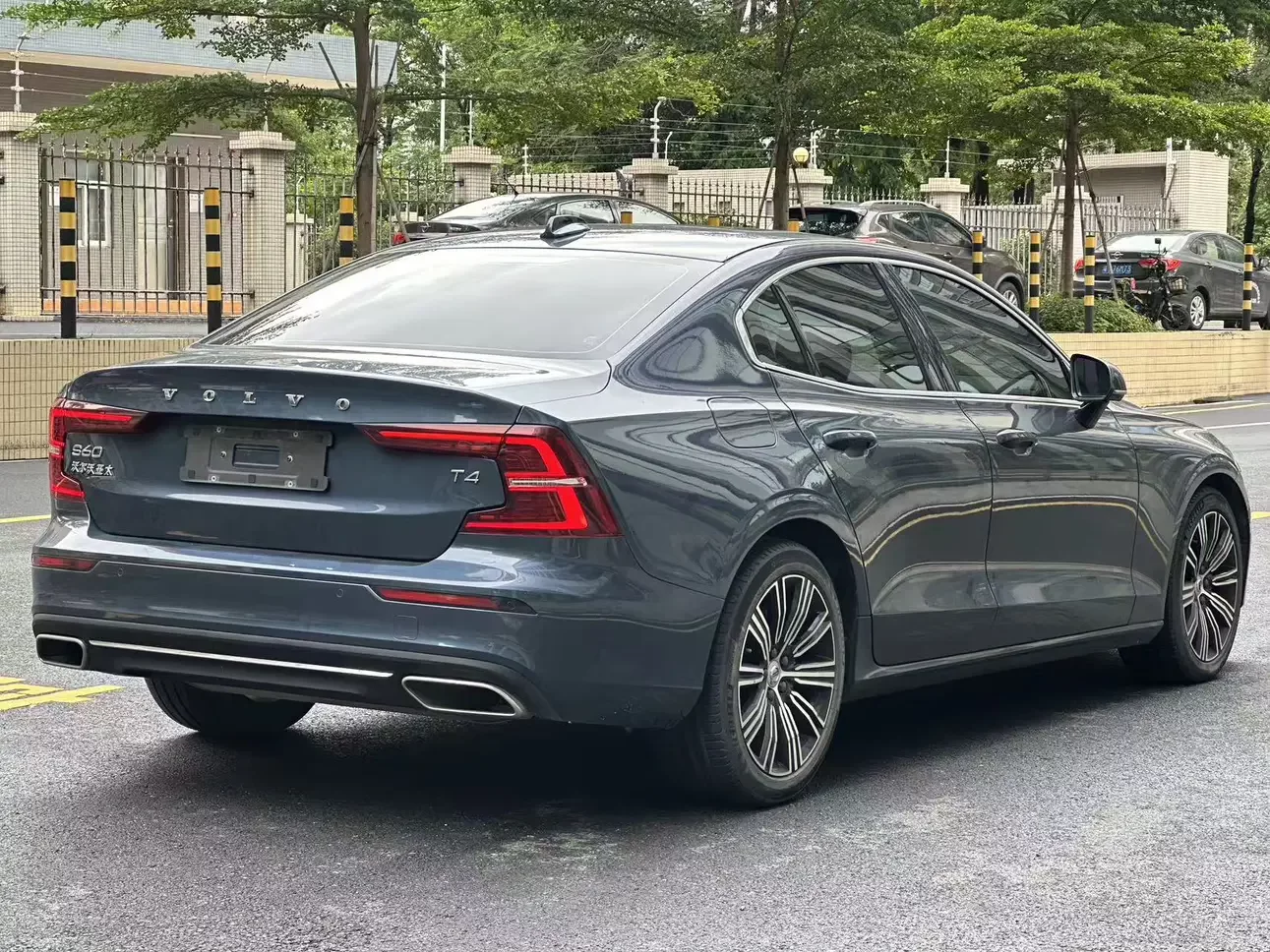 Volvo S60