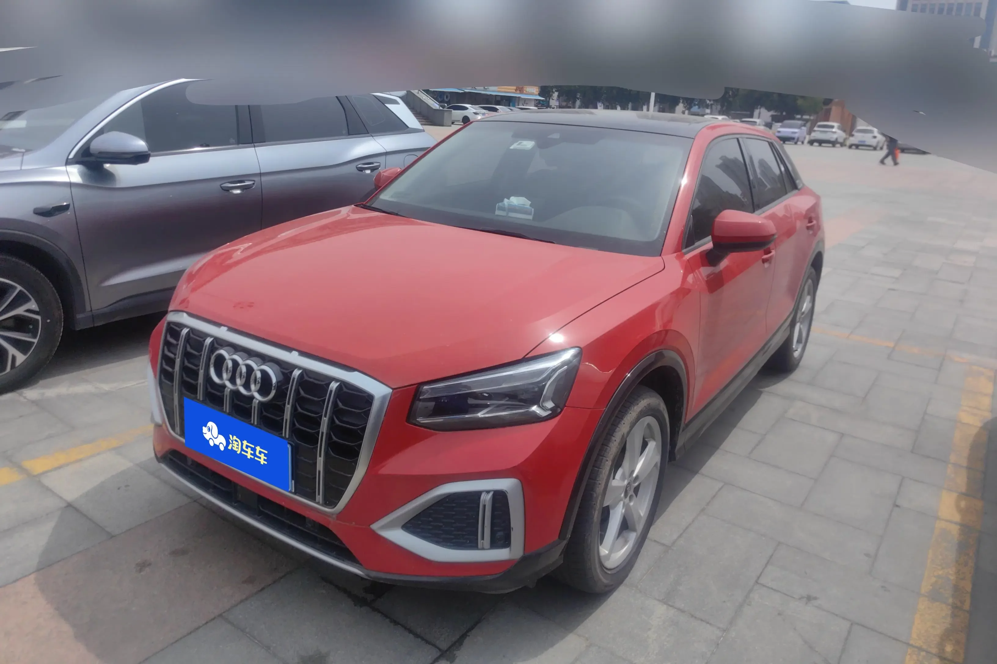 Audi Q2L