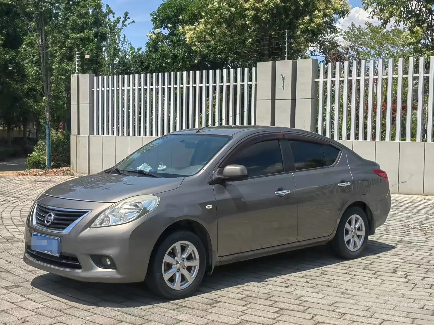 Nissan Sunlight