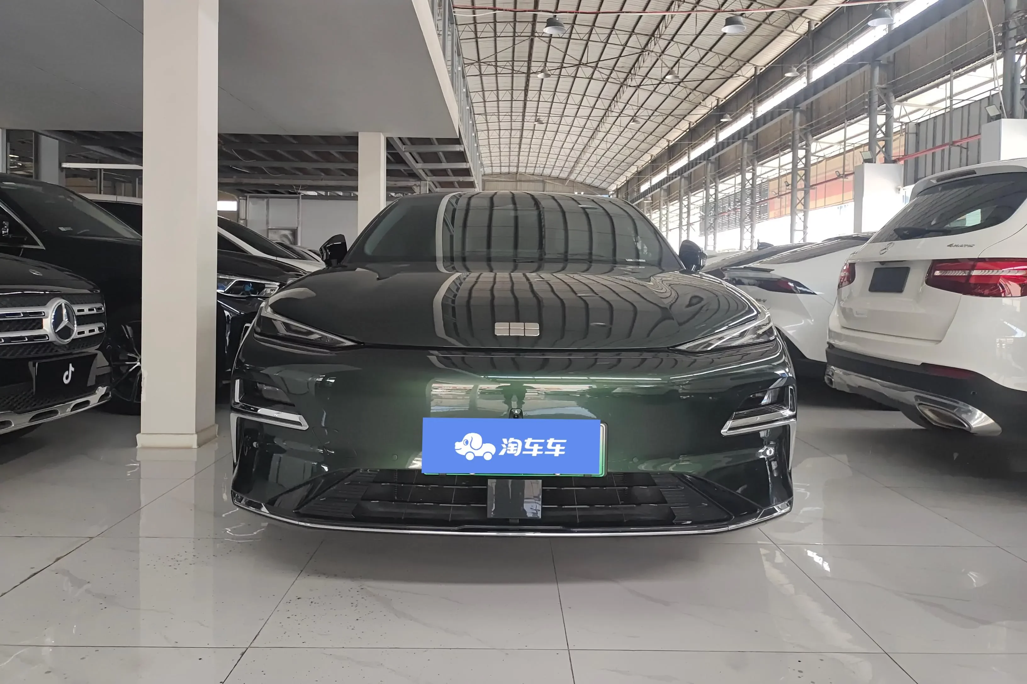 Geely Galaxy Star 8 PHEV