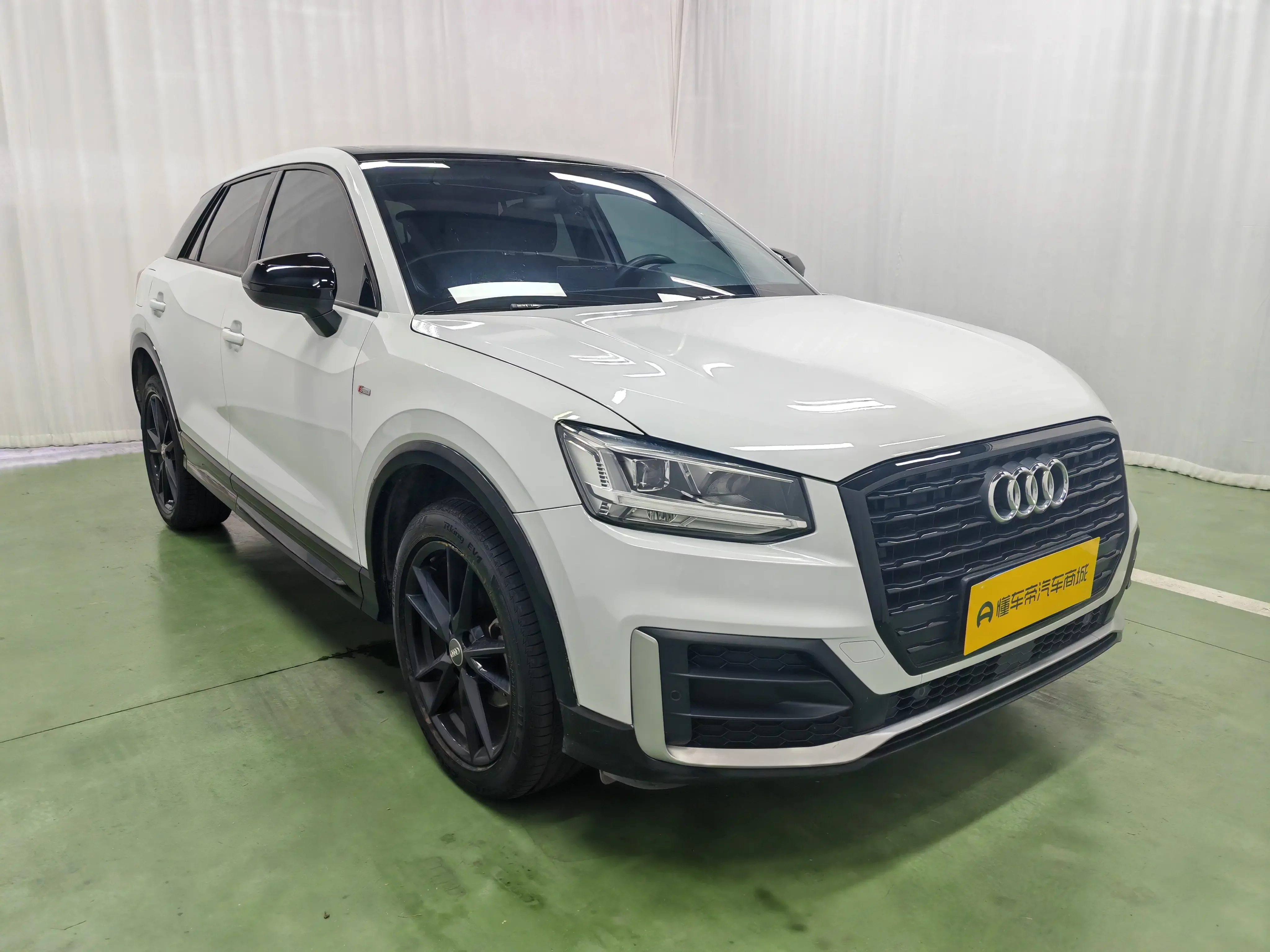 Audi Q2L