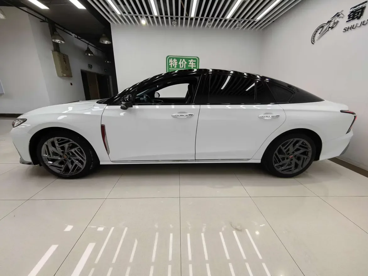 Hongqi H6