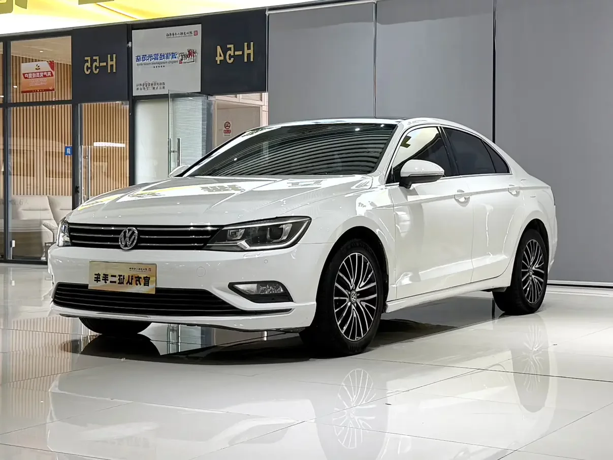 Volkswagen Lamando