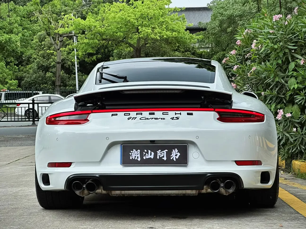Porsche 911