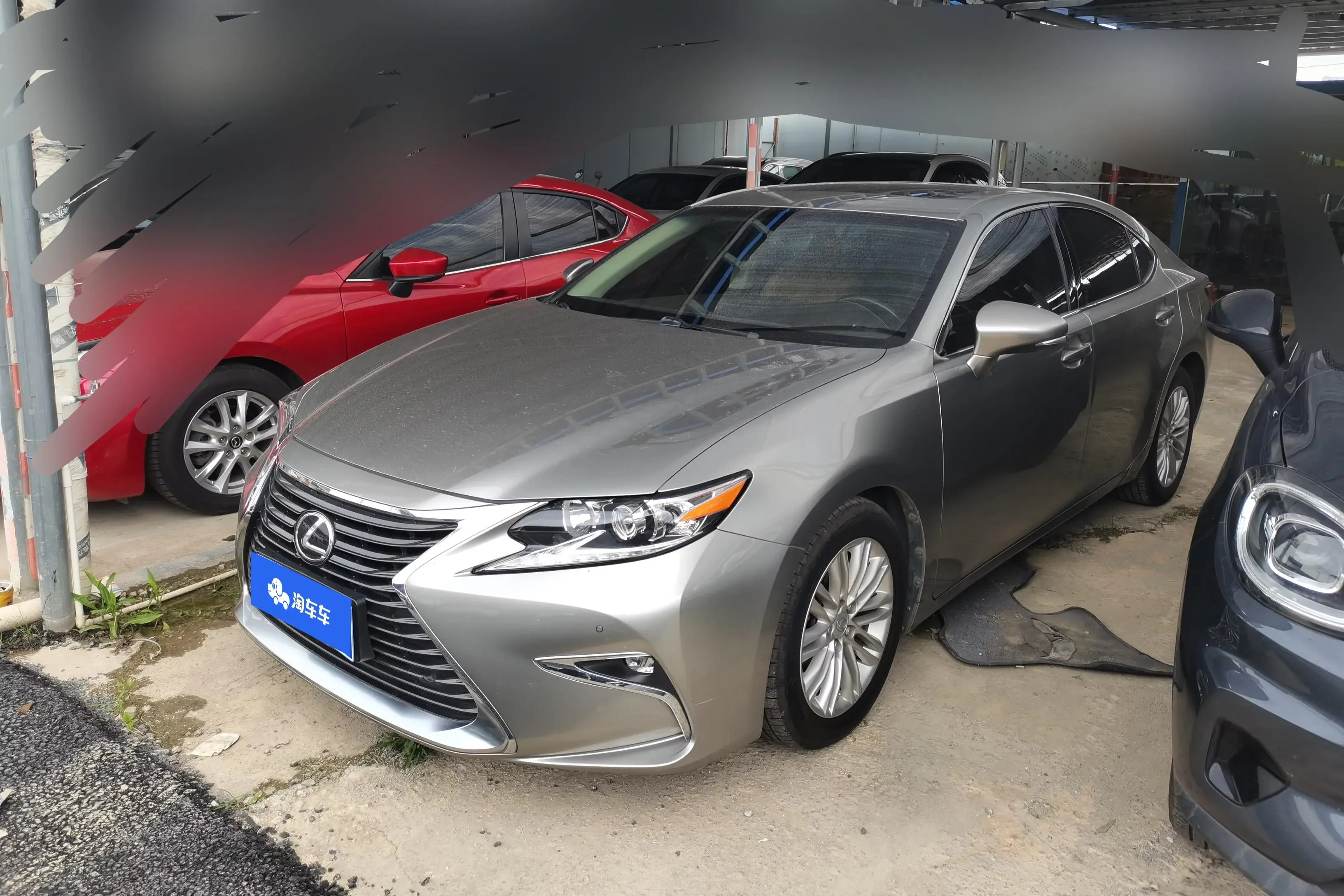 Lexus ES