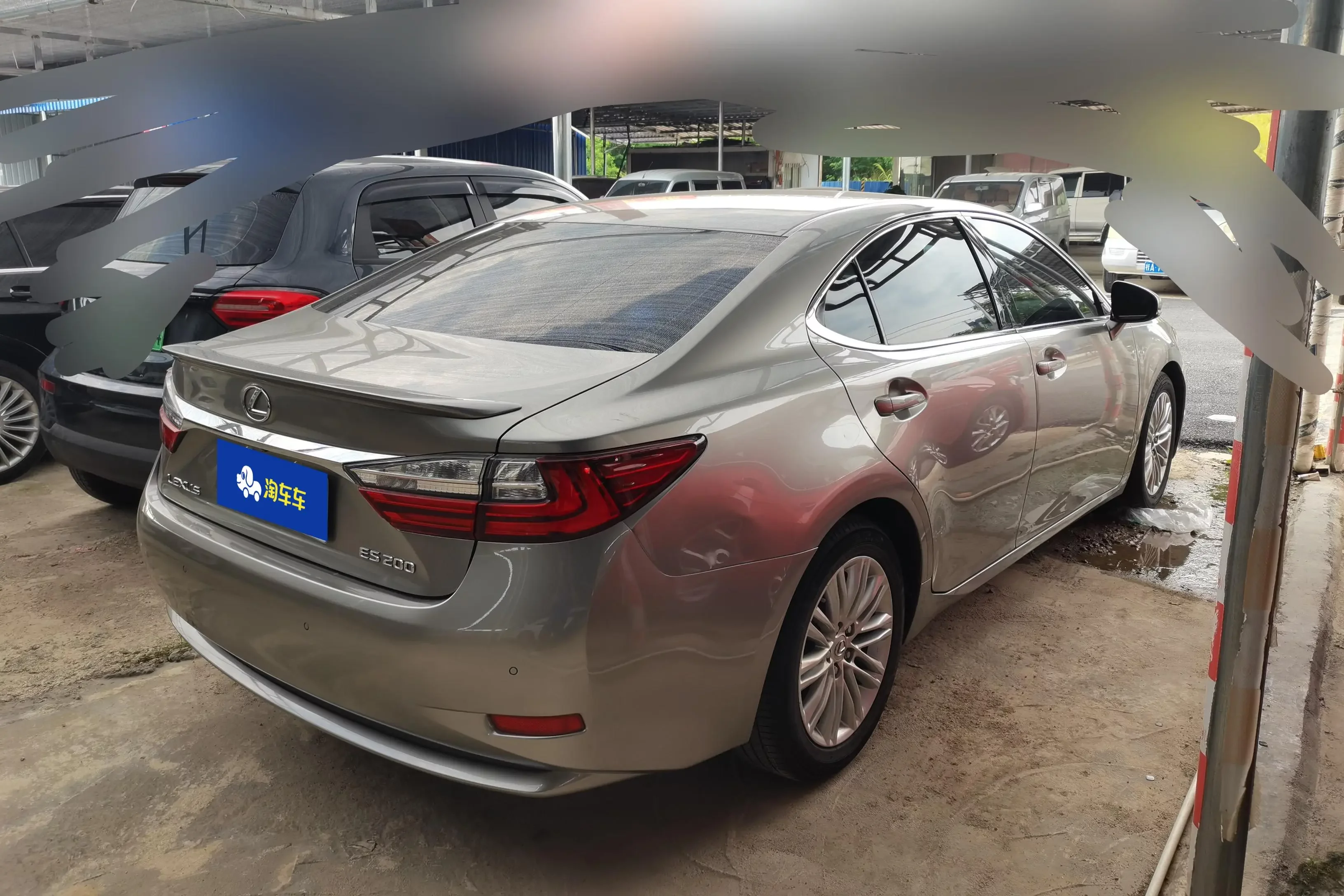 Lexus ES