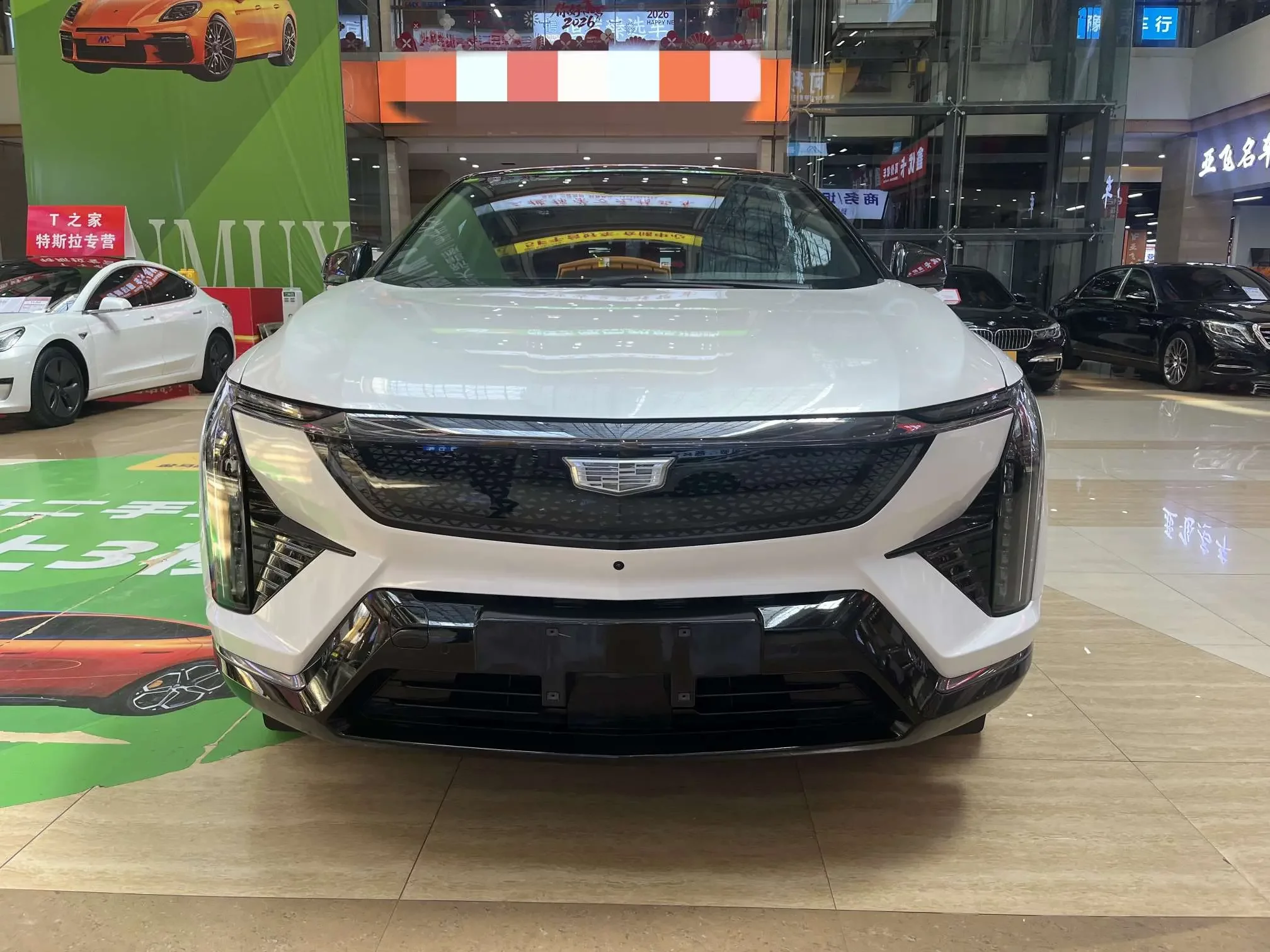 Cadillac IQ Aoge  из Китая