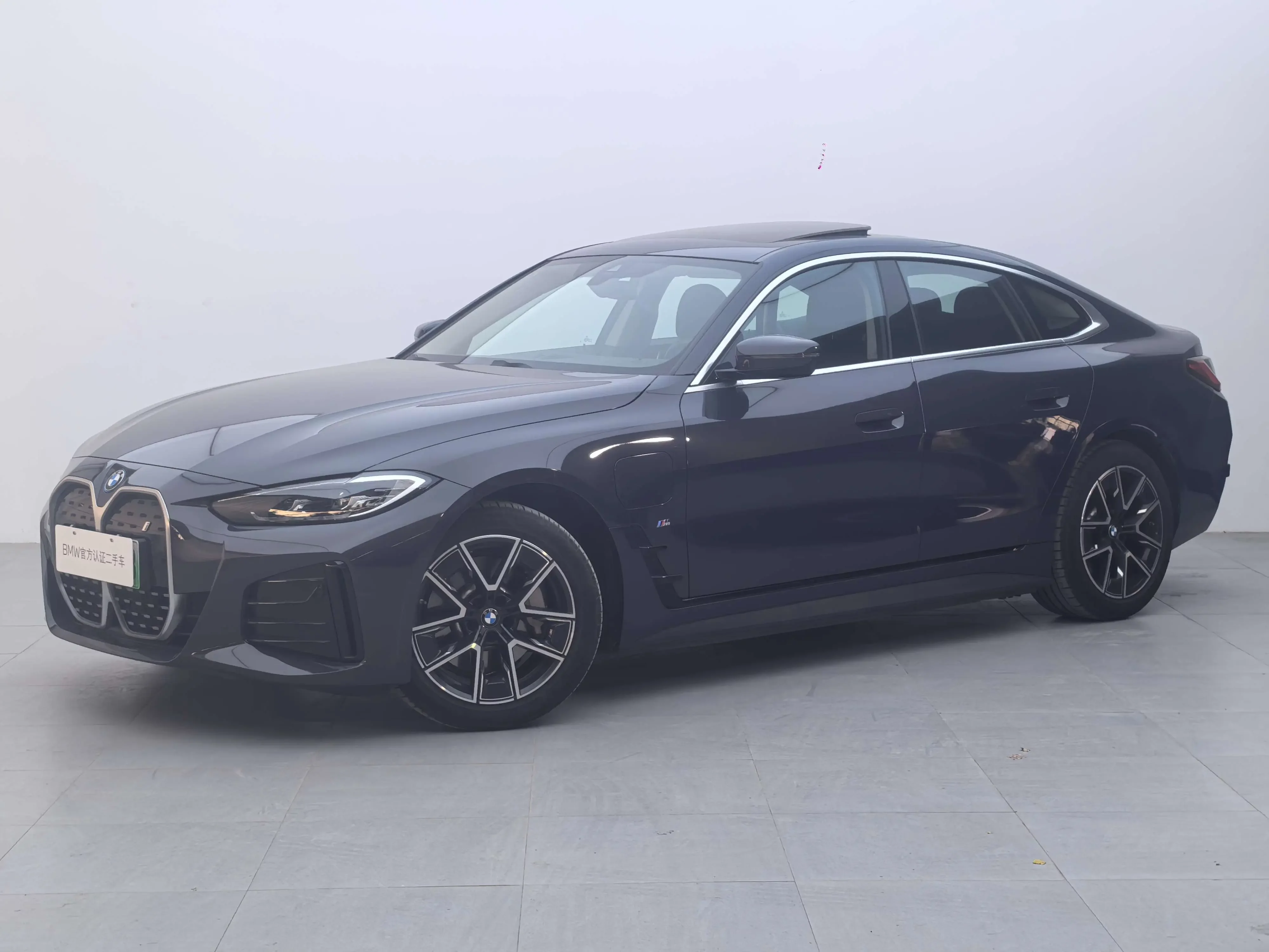 BMW i4